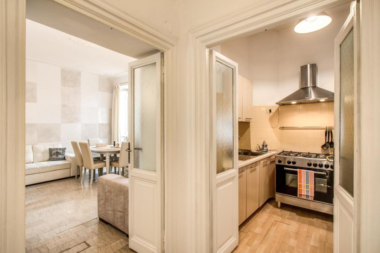 Colonna - Via Del Corso Big Apartment